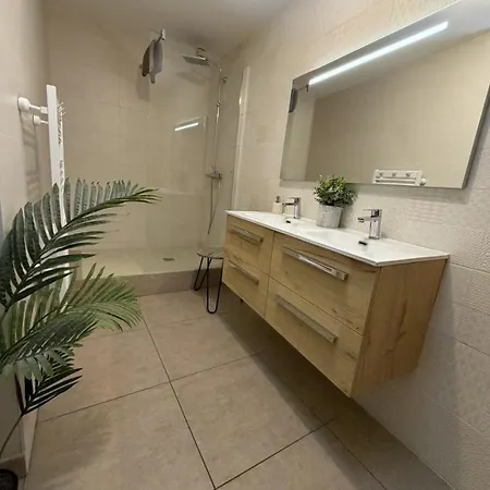 Les Remparts Apartment Chabeuil